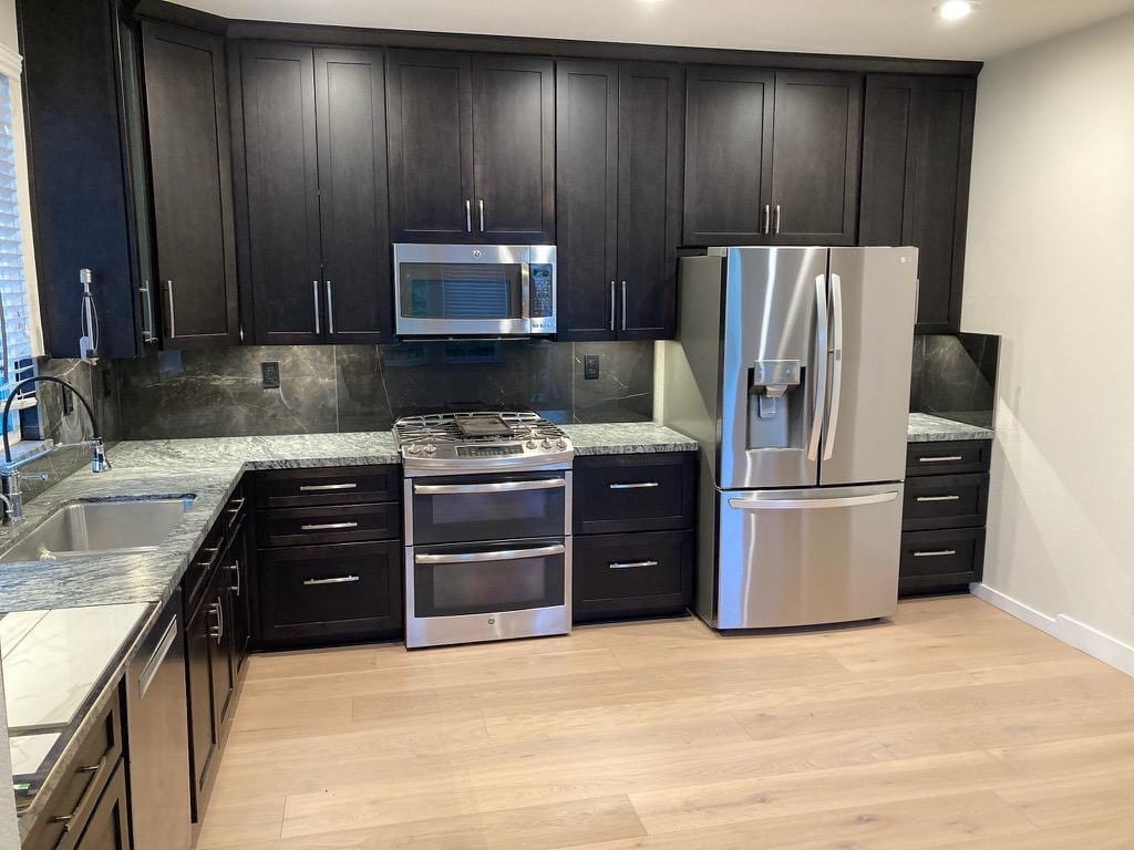 Our construction and remodeling projects: Kitchen Remodel